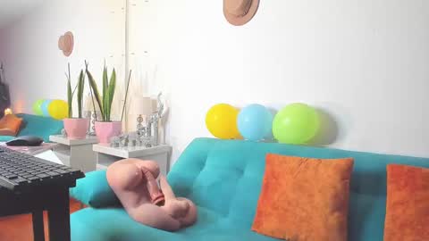 Victoria  online show from 03.07.25