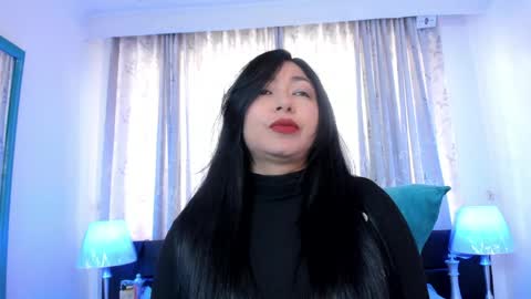 Snapshot of victoria_kim_lee chatting on 05.18.26 Victoria online show from 05.18.26