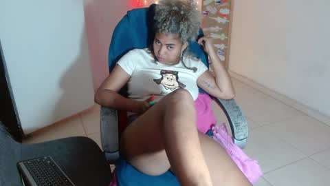 VICKY online show from 12.12.24