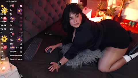 Snapshot of victoria_monteroo chatting on 06.09.26 Call me Vic online show from 06.09.26