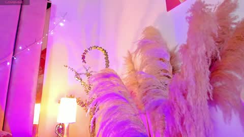 VICTORIA online show from 01.14.25