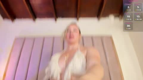 VICTORIA online show from 12.22.25