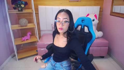 Victoria  online show from 02.10.25