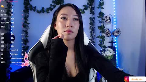 Snapshot of victoria_ricci_a chatting on 11.06.25 Victoria online show from 11.06.25