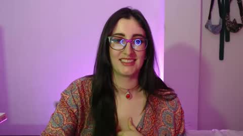 Victoria online show from 09.15.25