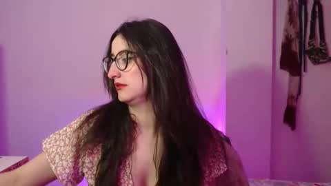 Victoria online show from 10.20.25