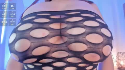 victoria  online show from 12.07.24