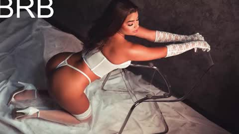 VICTORIA online show from 03.12.26