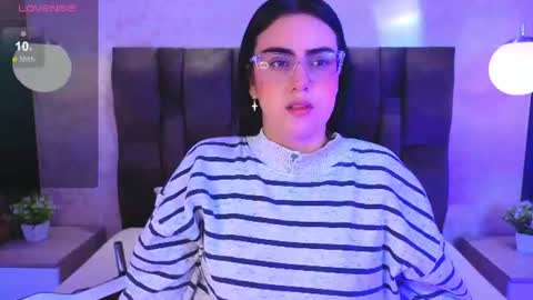 Snapshot of victoriaandrade chatting on 06.13.26 Victoria Andrade online show from 06.13.26