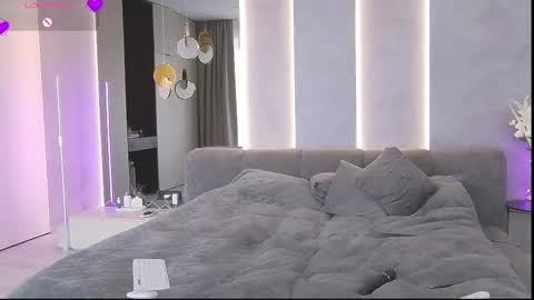 Snapshot of victoriafalls chatting on 03.02.25 Miss V online show from 03.02.25