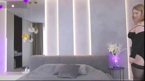 Snapshot of victoriafalls chatting on 03.04.25 Miss V online show from 03.04.25