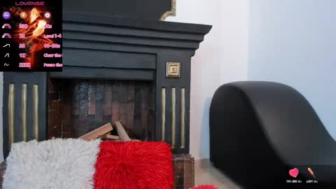 Victoria  online show from 02.24.25