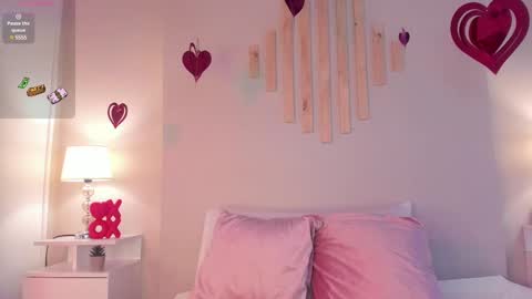 Victoria online show from 02.11.25