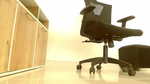 Victoria online show from 02.17.26