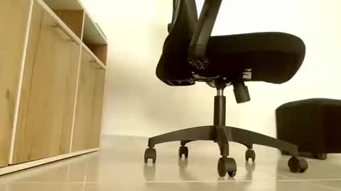 Victoria online show from 03.10.26