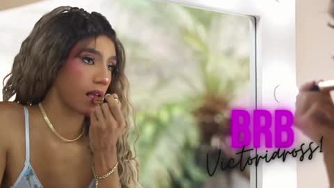 Snapshot of victoriaross1 chatting on 12.19.24 VictoriaRoss online show from 12.19.24