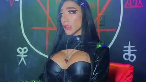 Snapshot of victoriavampire666 chatting on 10.24.25 Victoria Vampire online show from 10.24.25