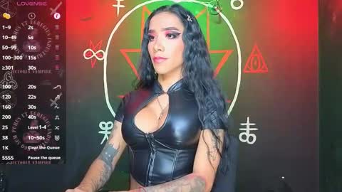 Snapshot of victoriavampire666 chatting on 11.05.25 Victoria Vampire online show from 11.05.25