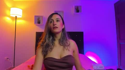 victoriia_rose_ online show from 04.01.26
