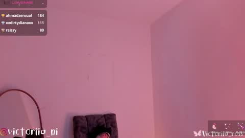 Snapshot of victoriia_ross chatting on 03.05.25 Annie vic online show from 03.05.25