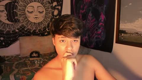 Snapshot of victorino_jhonson chatting on 12.16.24 Victorino Jhonson online show from 12.16.24