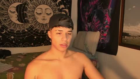 Snapshot of victorino_jhonson chatting on 12.29.24 Victorino Jhonson online show from 12.29.24