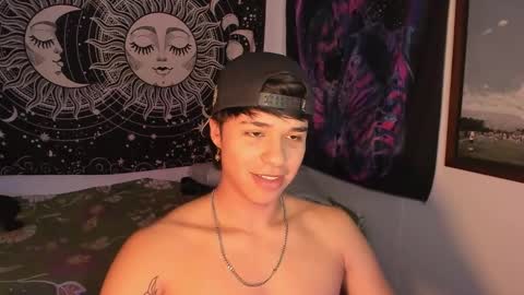 Snapshot of victorino_jhonson chatting on 02.04.25 Victorino Jhonson online show from 02.04.25