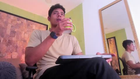 Victory online show from 01.05.25