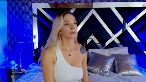 victtoria lee online show from 03.11.25