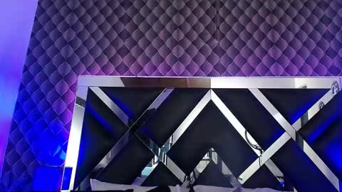 victtoria lee online show from 11.08.25