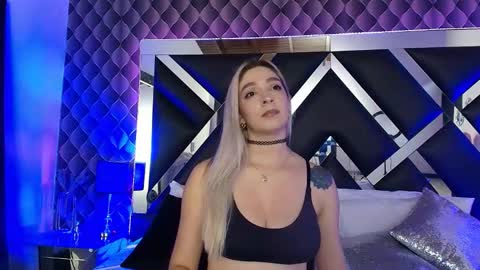 victtoria lee online show from 11.27.25