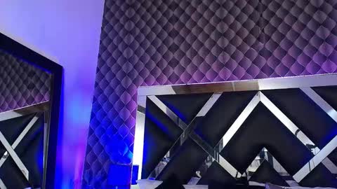 victtoria lee online show from 11.29.25