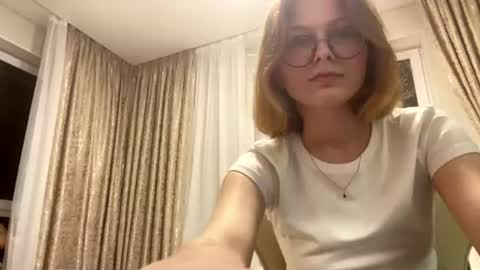 Snapshot of viennakiss chatting on 08.07.26 Vienna online show from 08.07.26