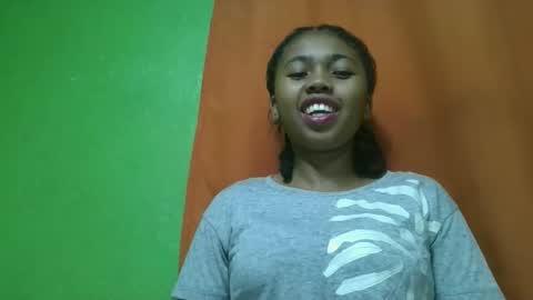 Snapshot of vierge28430 chatting on 05.07.26 vierge28430 online show from 05.07.26
