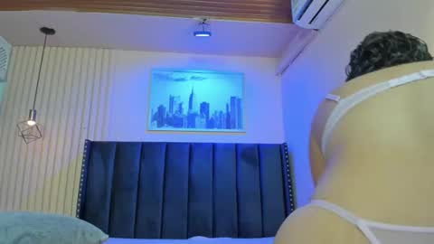 Viiolett online show from 02.18.26