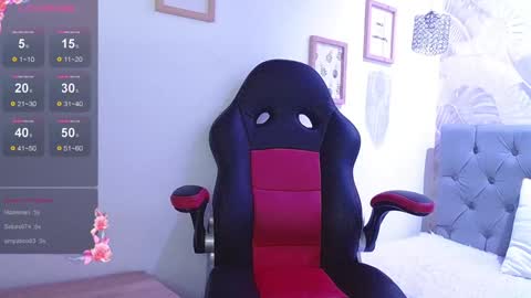 Snapshot of viiolleta chatting on 01.15.25 viioleta online show from 01.15.25