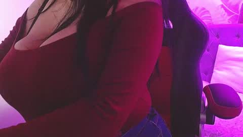 Snapshot of viiolleta chatting on 01.28.25 viioleta online show from 01.28.25