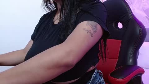 Snapshot of viiolleta chatting on 01.30.25 viioleta online show from 01.30.25