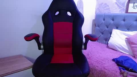 Snapshot of viiolleta chatting on 02.08.25 viioleta online show from 02.08.25