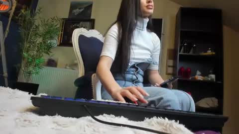 VIJ online show from 03.04.25