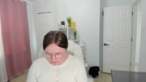 Snapshot of vika7333 chatting on 01.30.25 Ukrainian-woman online show from 01.30.25