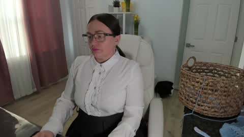 Snapshot of vika7333 chatting on 02.07.25 Ukrainian-woman online show from 02.07.25