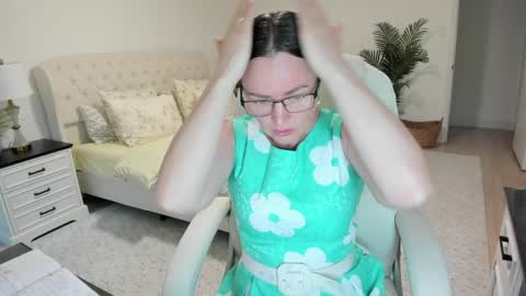 Snapshot of vika7333 chatting on 04.08.26 Ukrainian-woman online show from 04.08.26