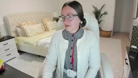 Snapshot of vika7333 chatting on 04.29.26 Ukrainian-woman online show from 04.29.26