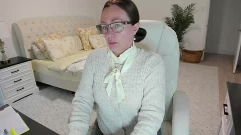Snapshot of vika7333 chatting on 05.20.26 Ukrainian-woman online show from 05.20.26