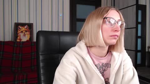 Vika online show from 11.18.25