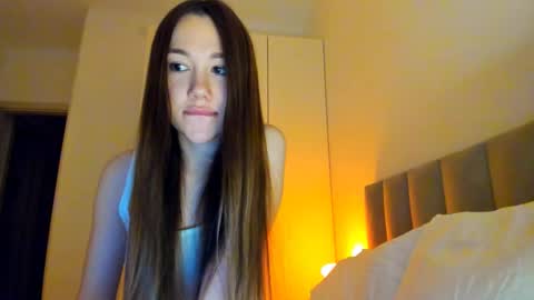 Vika   online show from 11.23.25