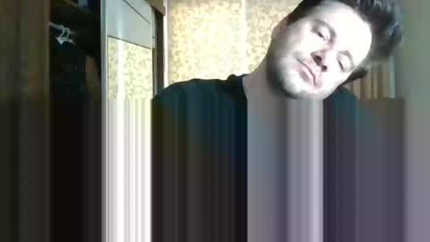 Snapshot of vikbika2 chatting on 01.19.25 Tom reunz online show from 01.19.25