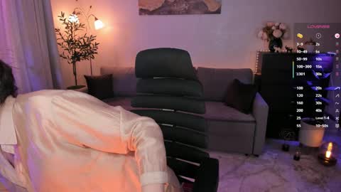 Viki Bellson online show from 03.29.26