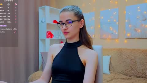 vikiberry online show from 04.18.26